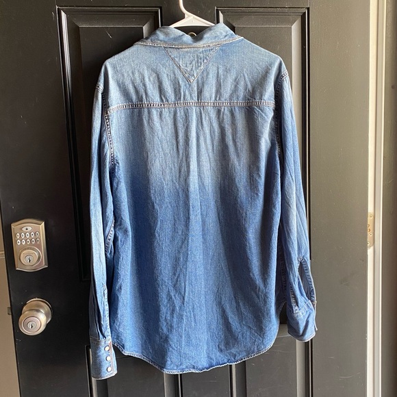 Tommy Hilfiger Red Label Long Sleeve Premium Vintage Denim Shirt Size Large Men - Picture 6 of 8